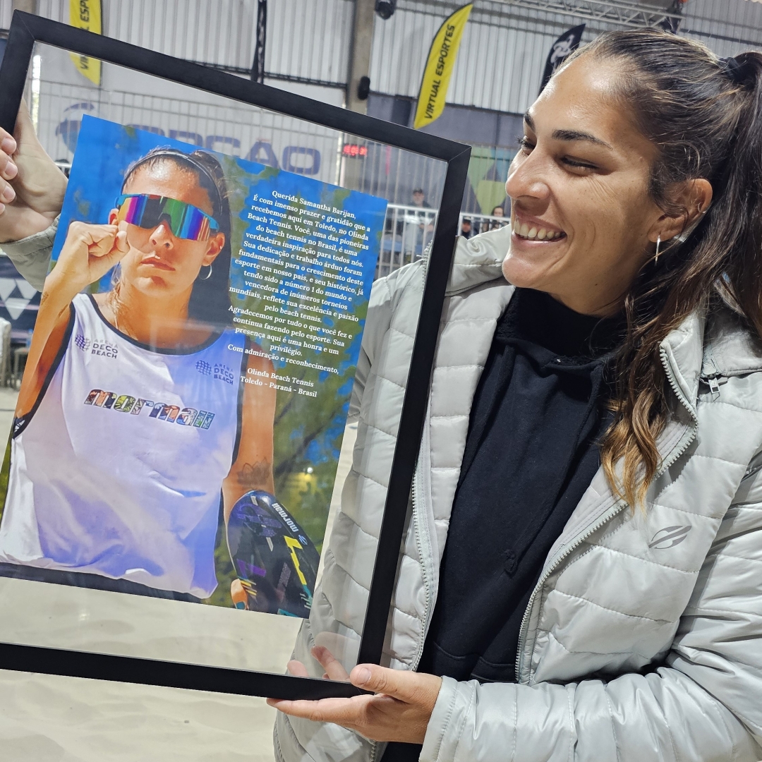 Samantha Barijan é homenageada no ITF BT200 de Toledo no PR