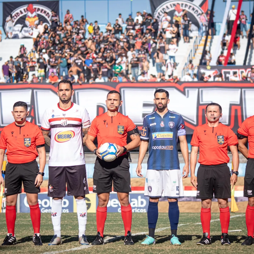 Anápolis Go 1 x 1 Cianorte Pr - Leão do Vale se despede da Série D