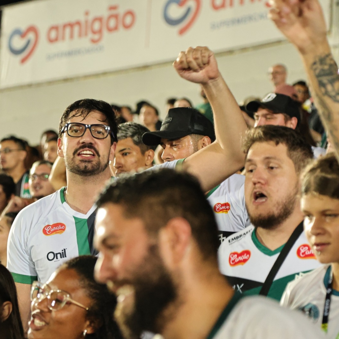 Maringá FC recebe o Athletico precisando de um bom resultado