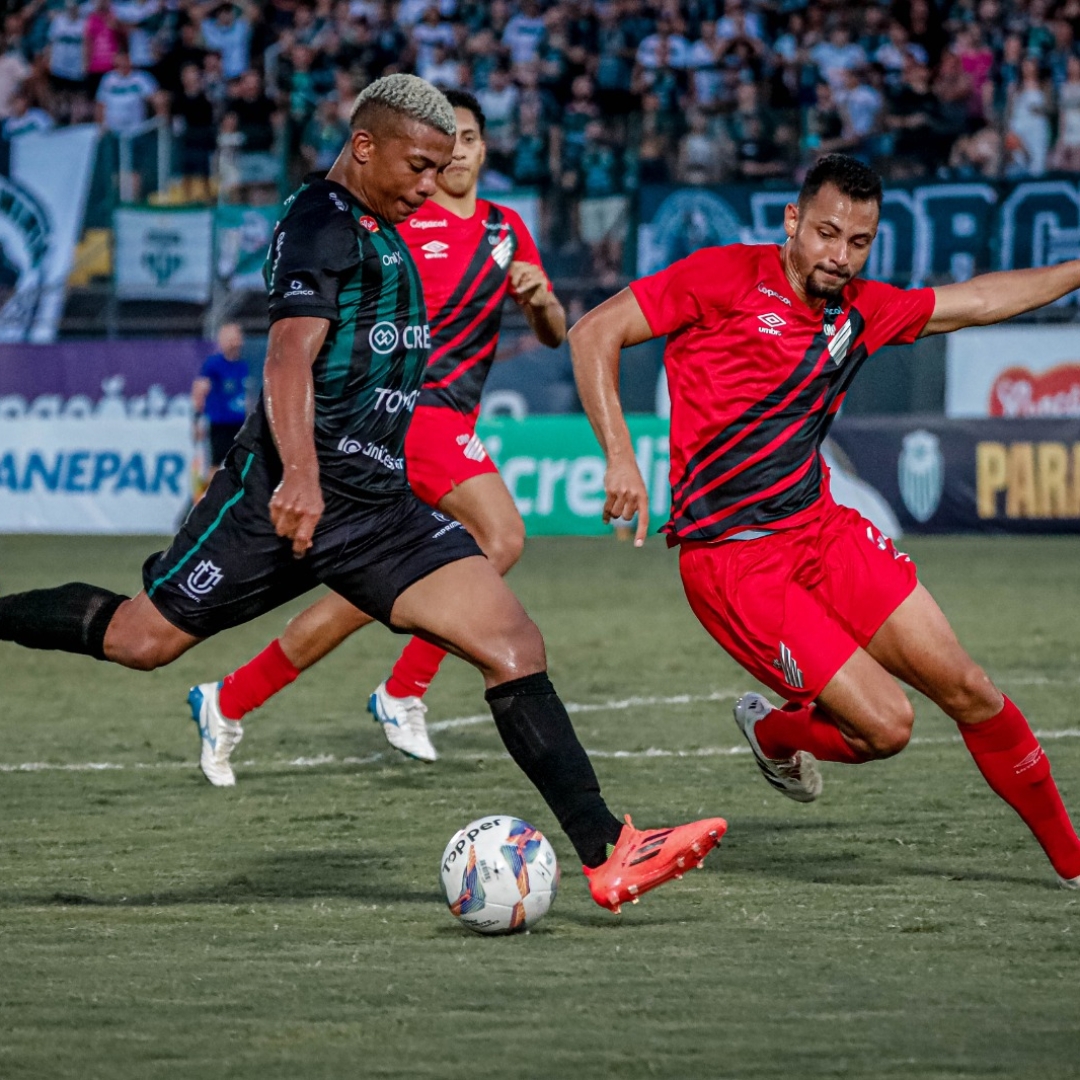 Maringá FC começa bem mais cede virada para Athletico 