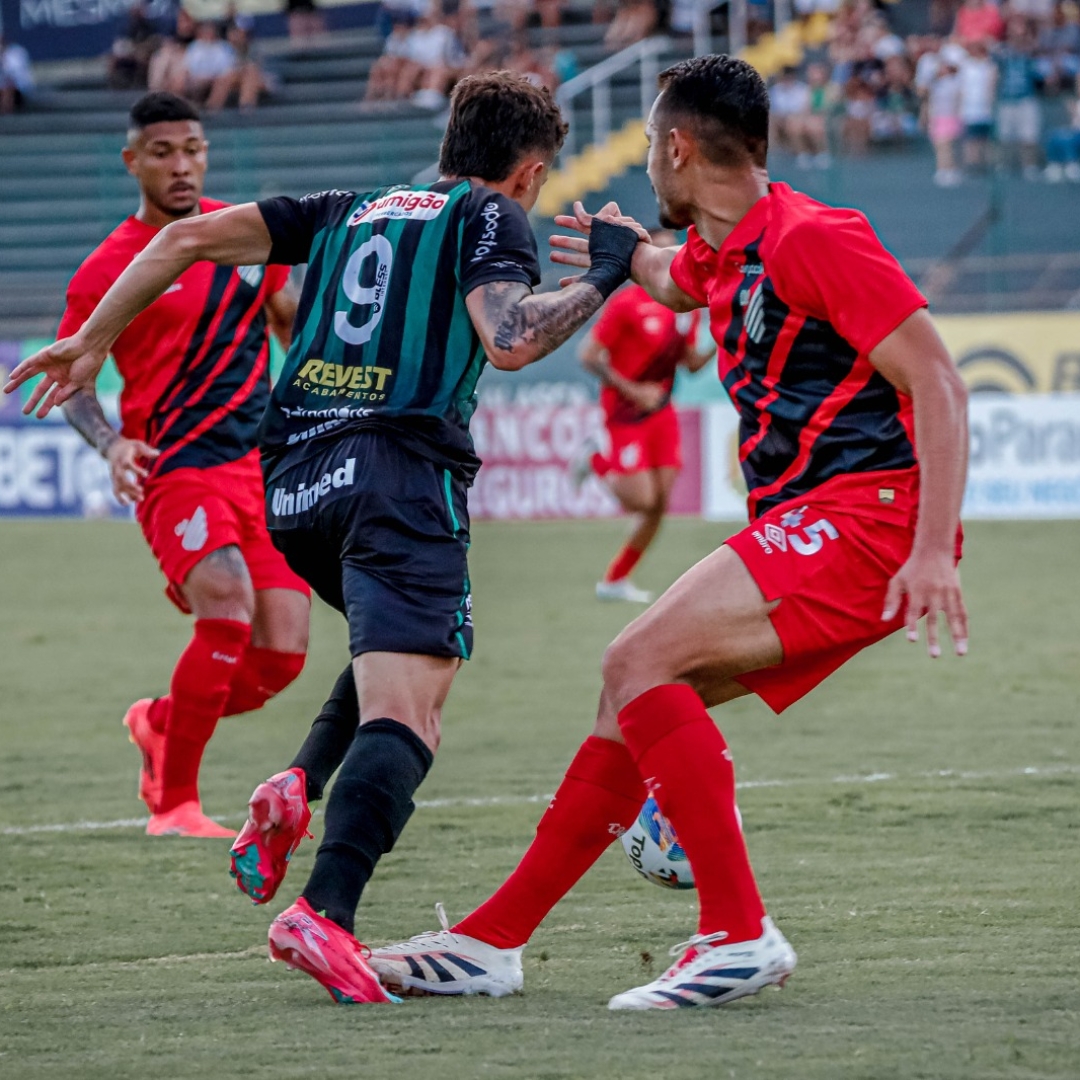 Maringá FC começa bem mais cede virada para Athletico 